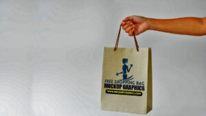free paper shopping bag mockup - www.mockupgraphics.com